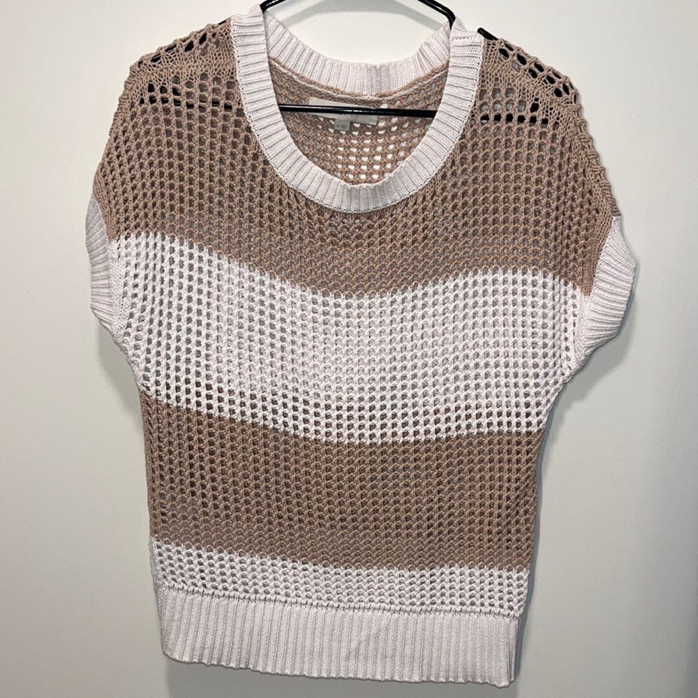 Short sleeve, knitted, light Tan striped top